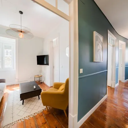 Bright 3br Steps From National Pantheon | By Airnest Lejlighed *