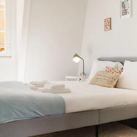 Bright 3br Steps From National Pantheon | By Airnest Lisboa