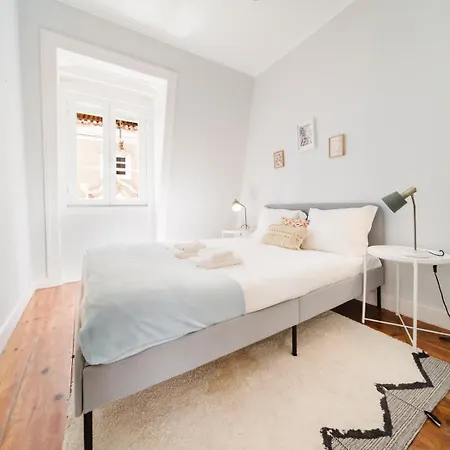 شقة Bright 3br Steps From National Pantheon | By Airnest *