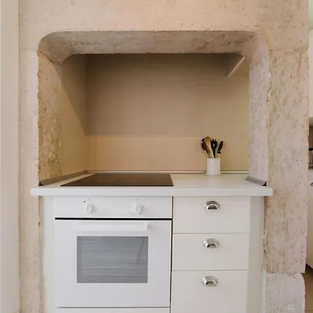 Apartament Bright 3br Steps From National Pantheon | By Airnest