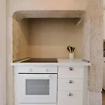 Apartman Bright 3br Steps From National Pantheon | By Airnest
